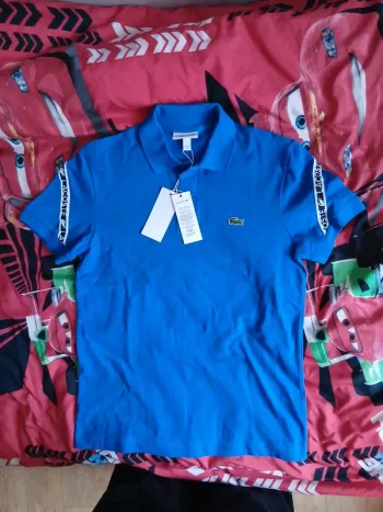 Polo Lacoste taille 3
