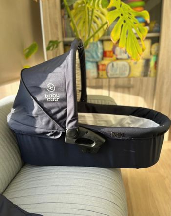 Nacelle bleue marine Baby Cab 