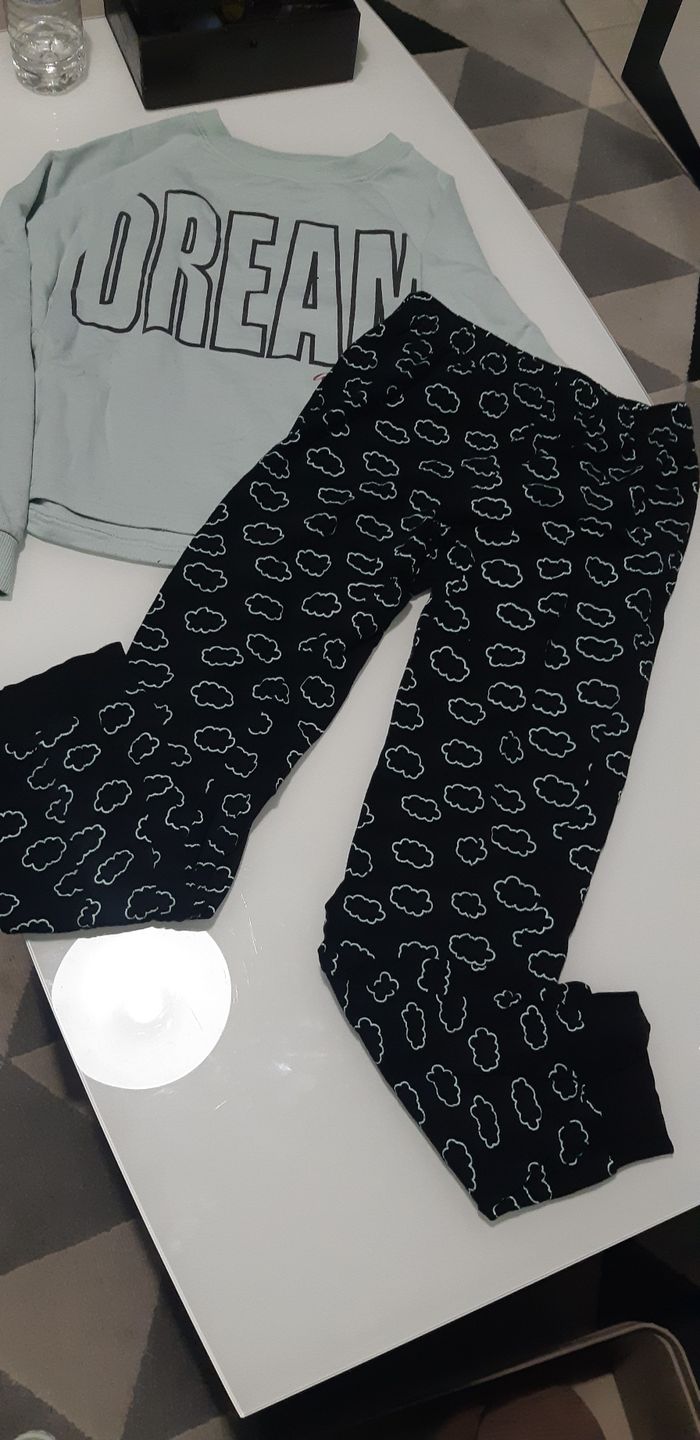 Pyjama taille 12 ans