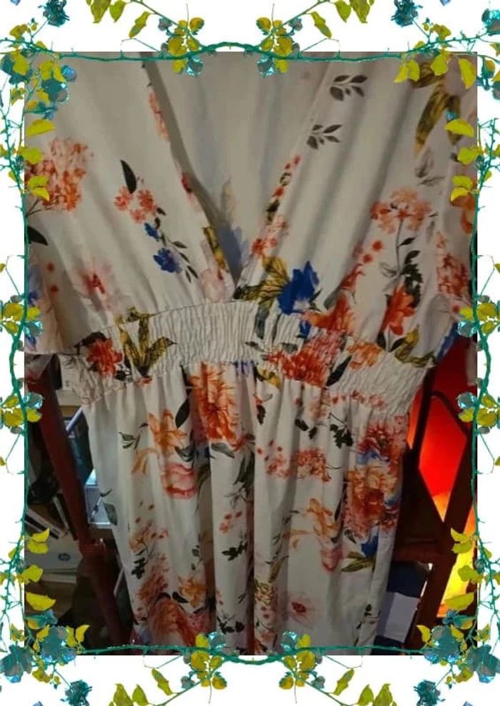 Robe longue fleurie sans défaut taille 42 - photo numéro 2