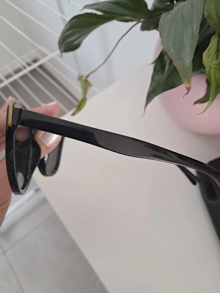 Lunettes de soleil - photo numéro 3