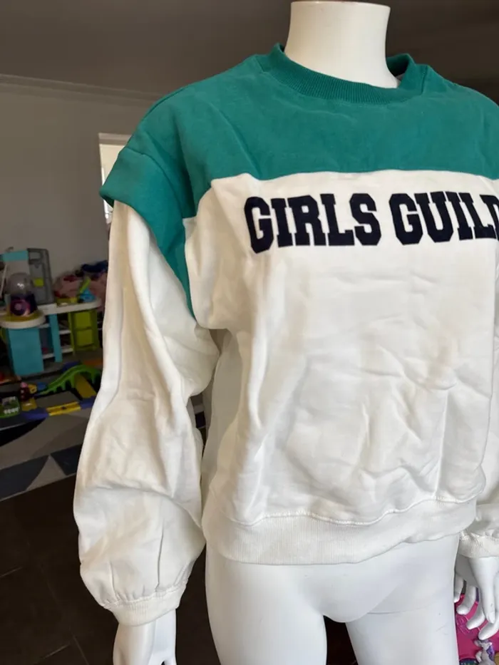 Pull femme, tape-à-l’œil - photo numéro 3