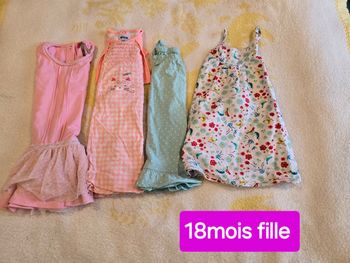 Lot robe 18mois