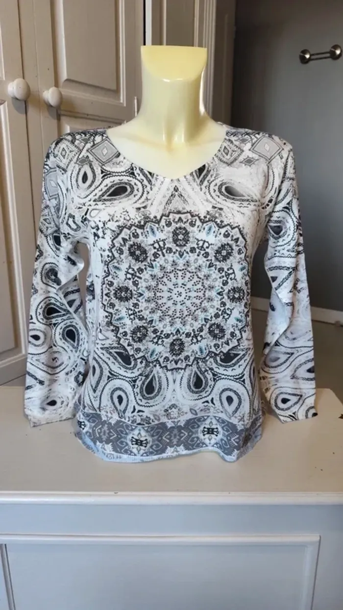 Pull ample fluide et extensible bohème/médiéval T38/40