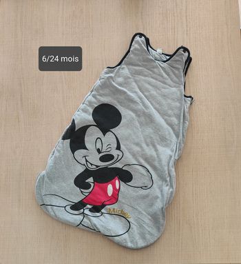 Gigoteuse Mickey