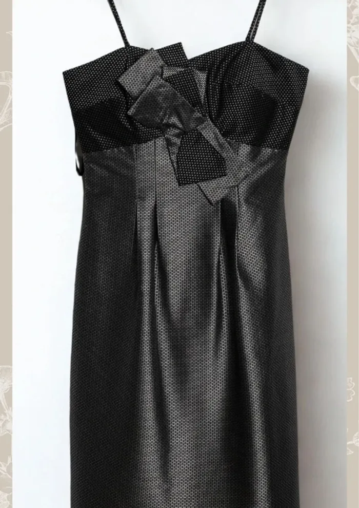 Robe noire satinée noeud papillon Akac Ecou – Taille 34 - photo numéro 2