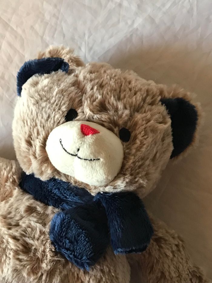 Petit Ourson Brun Ruban Bleu Nuit Etoiles Bleues Nuit Sous Pattes Peluche Petits Enfants Bébés - photo numéro 2