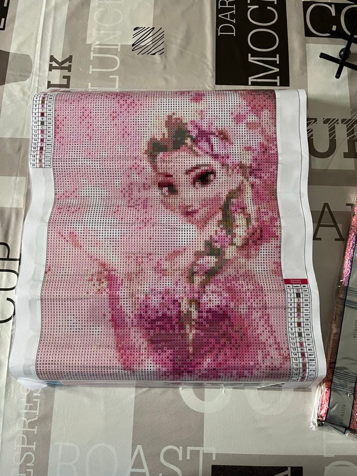 Diamond painting Elsa reine des neiges - photo numéro 4