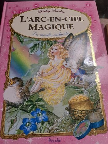 Livre l'arc en ciel magique