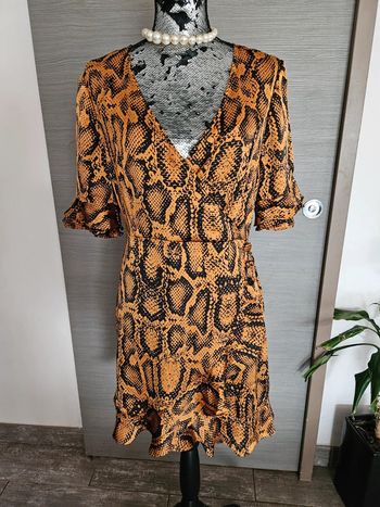 Robe or et noir