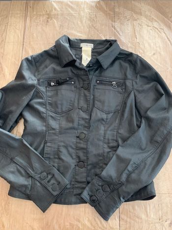 Veste cache cache taille 4