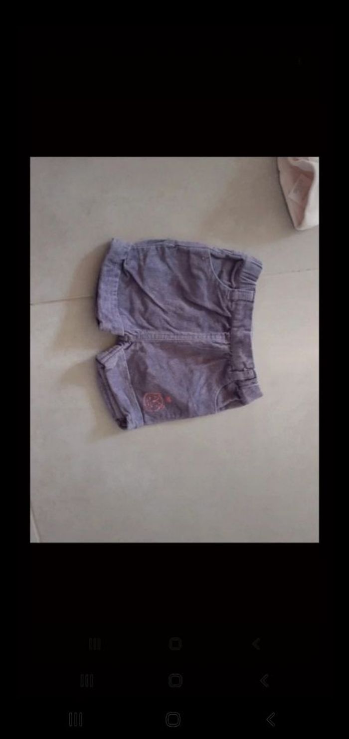 Short taille 3 mois