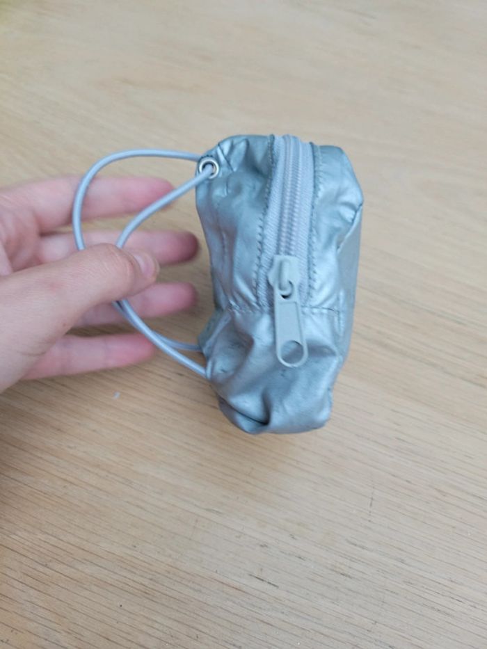 Sac attacher à la ceinture argenté porte monnaie - photo numéro 5