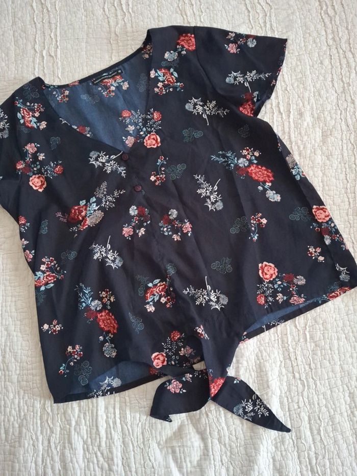Chemisier à fleurs taille 42