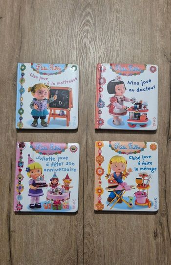 Lot livres P'tite Fille
