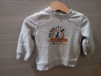 Pull gris
