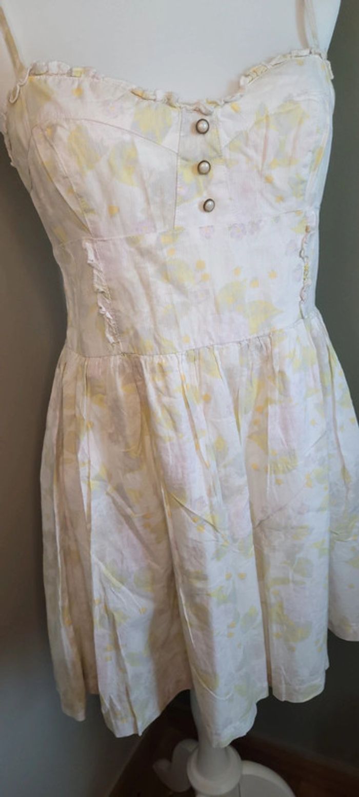 Jolie robe pastel H&M Taille S Parfait état - photo numéro 3