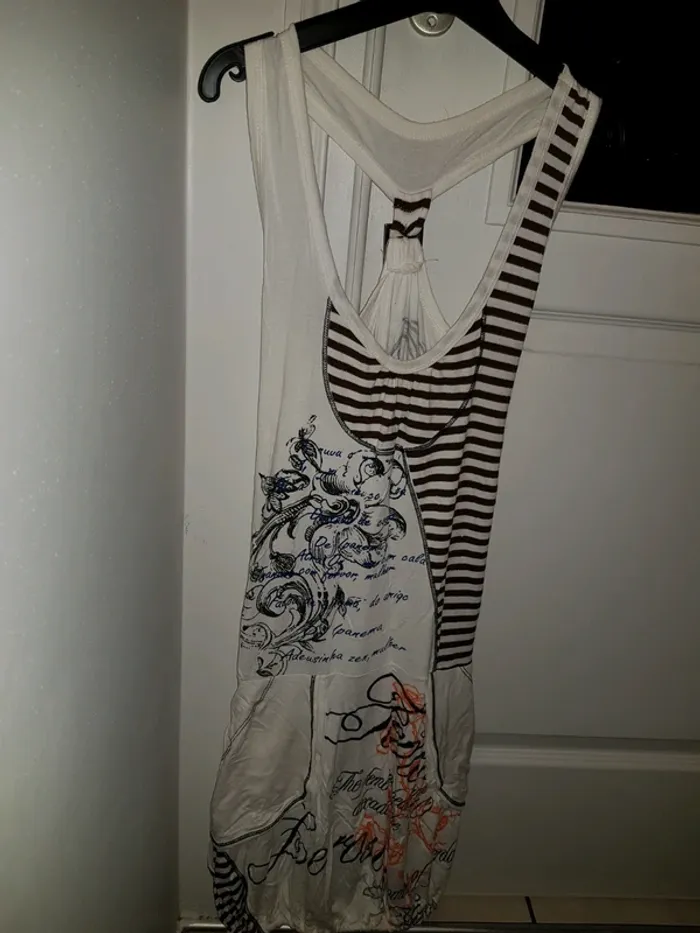 Robe bretelles T. Unique