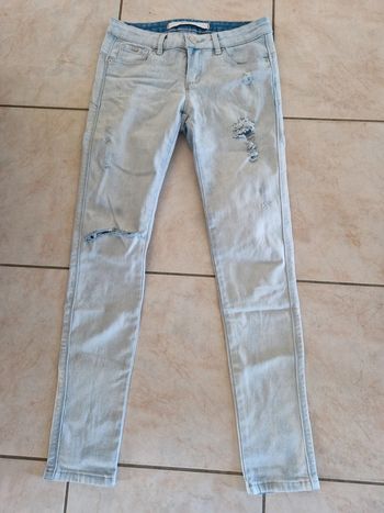 Jean troue pantalon jennyfer taille 36 S bleu clair