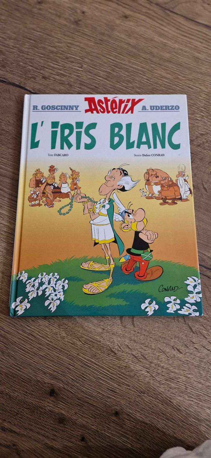 Livre BD Asterix L'iris blanc n°40