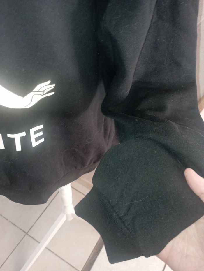 Sweat a capuche - photo numéro 4