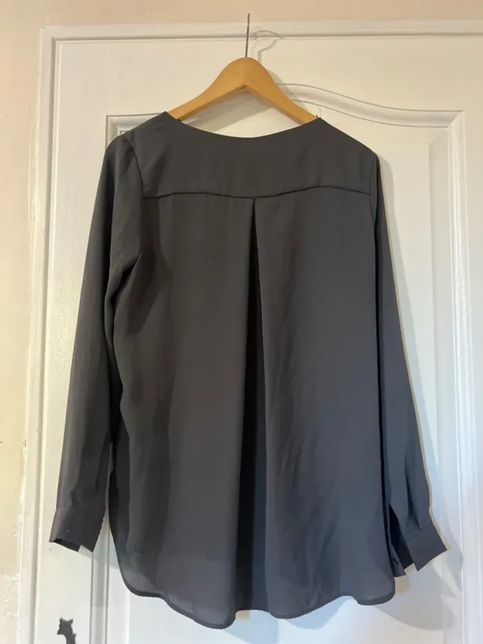 Chemise chic parisienne - VILA - neuve - taille XS (oversize) - photo numéro 3