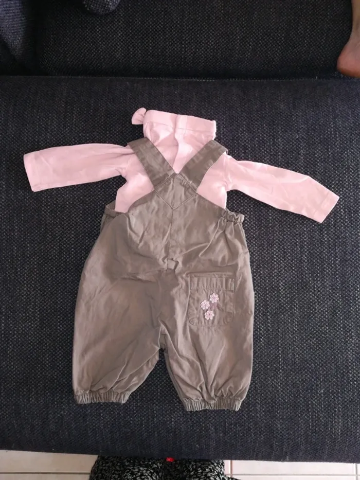 Magnifique ensemble salopette et col roulé, bébé fille, 3mois. - photo numéro 5