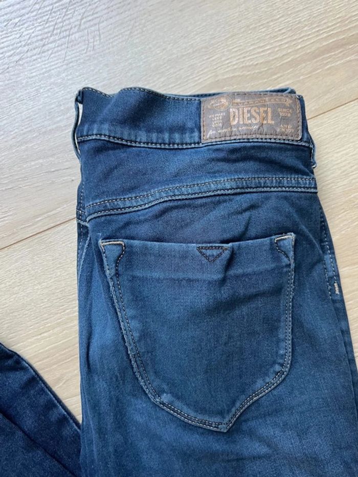 Lot 2 jeans Diesel - photo numéro 3