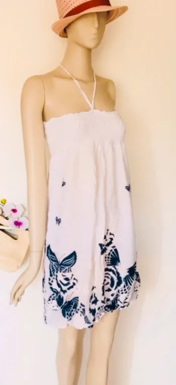 Robe bustier blanche motif papillons