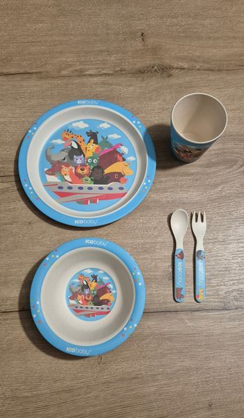 Set de vaisselle en bambou