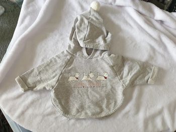 Sweat disney 6 mois