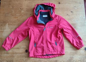 Veste Softshell Rouge – Taille 6 Ans – Capuche Amovible – TBE