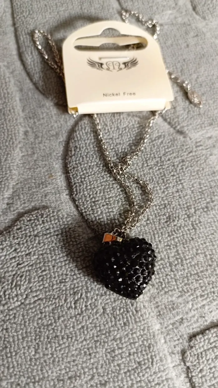 Chaîne et pendentif Strass - photo numéro 3