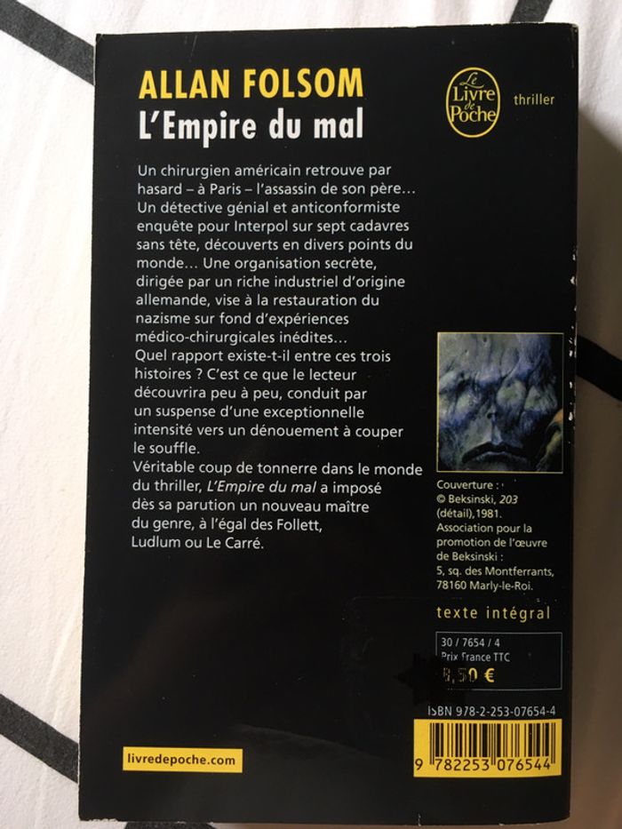Livre l’empire du mal - photo numéro 2