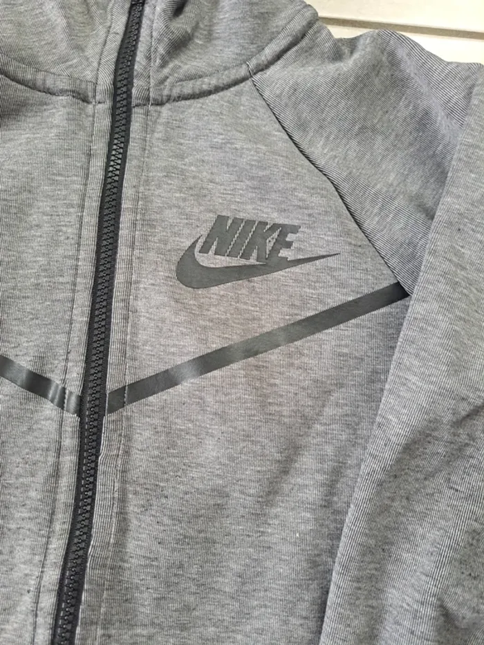 Gilet Nike - photo numéro 2