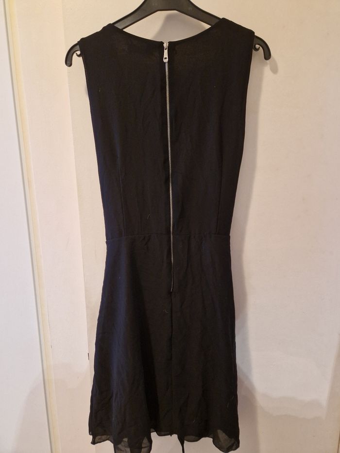 Robe noir cache cache taille 38 - photo numéro 2