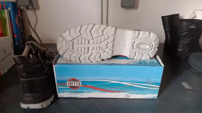 Chaussure de sécurité - photo numéro 2