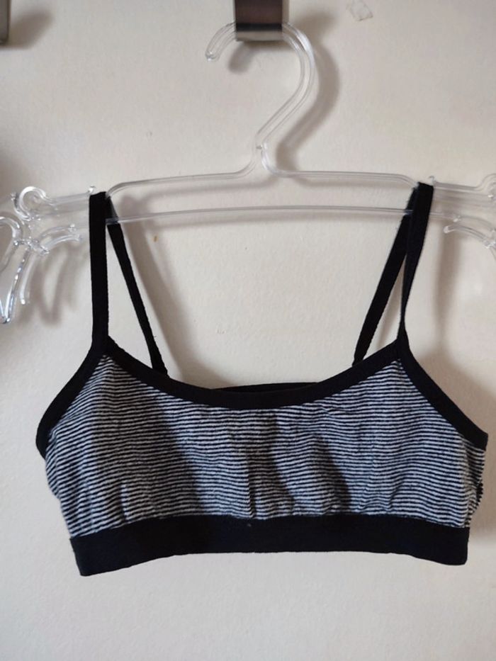 Lot de brassières - photo numéro 3