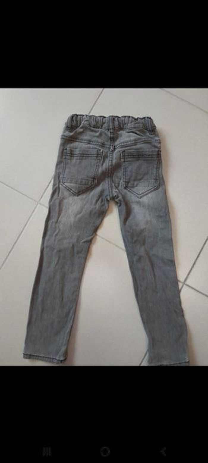 Jeans 5 ans - photo numéro 2