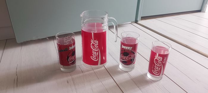 🍶 Lot d'une carafe + 3 verres Coca-Cola 🍶