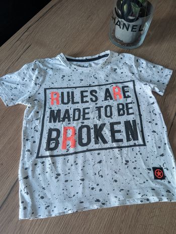 T.shirt 4/5 ans