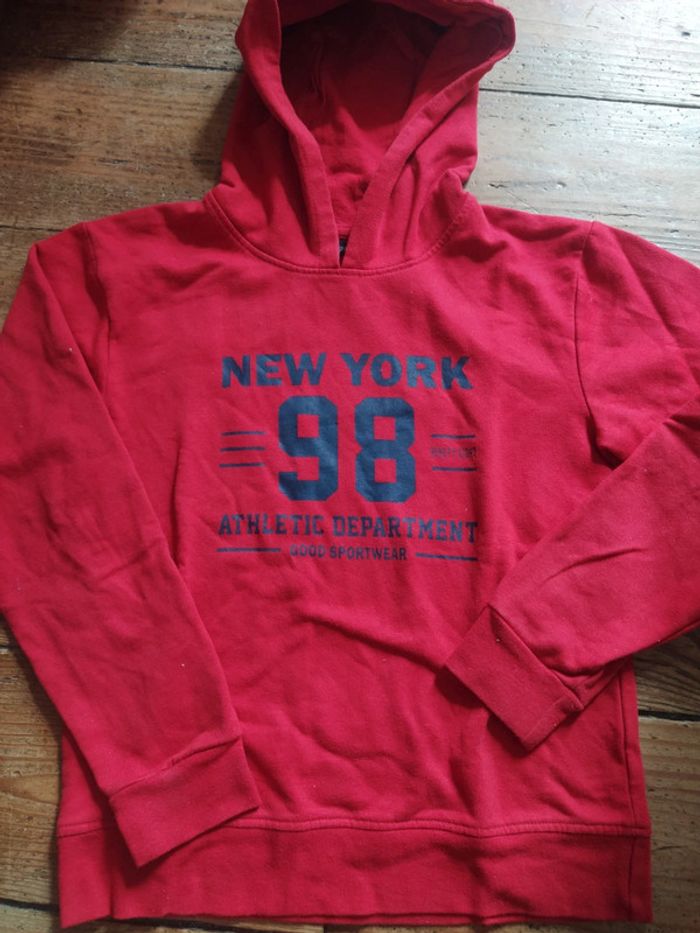 Sweat rouge 8/10 ans