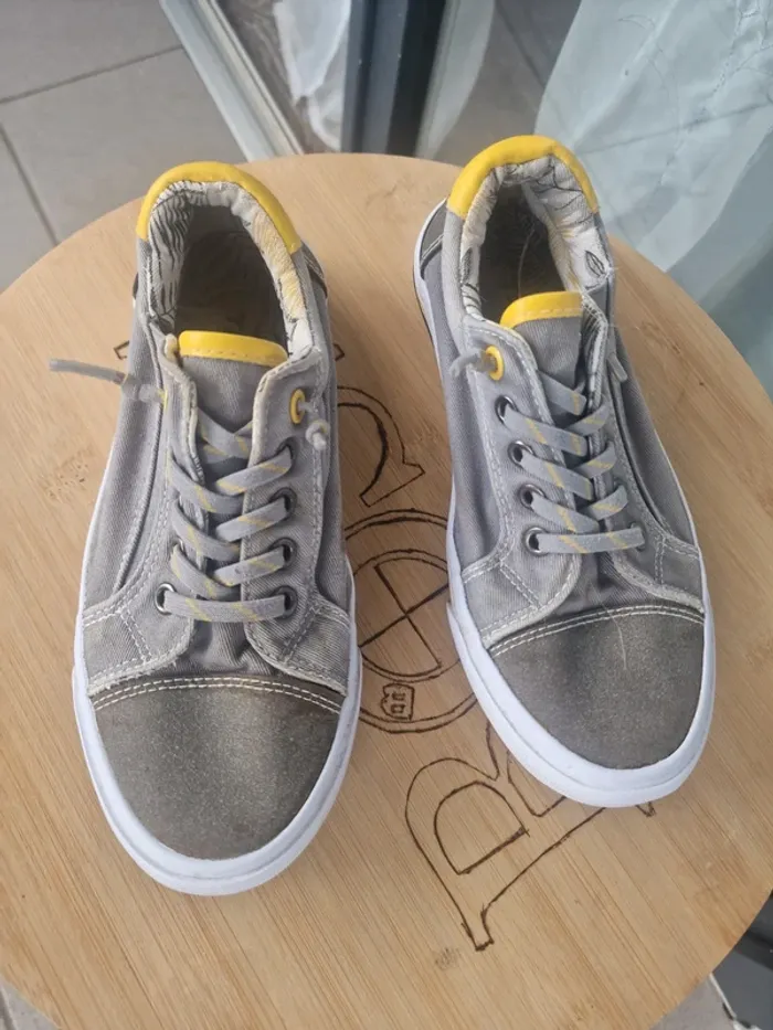 Chaussures toiles - photo numéro 2