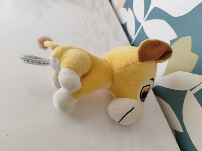 Peluche mini Simba Disney - photo numéro 4
