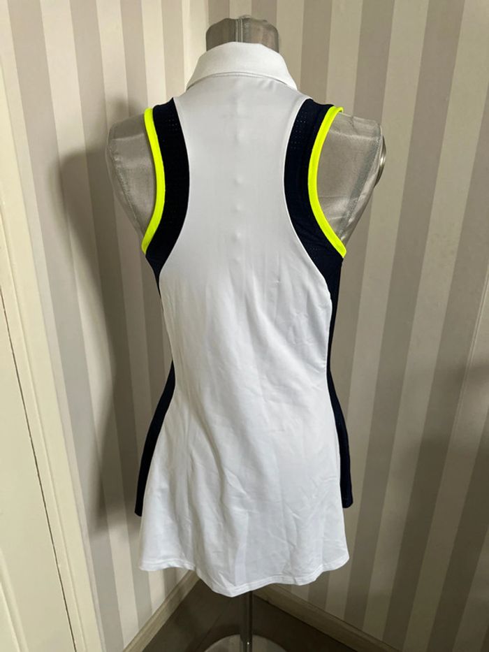 Robe Lacoste Roland Garros T:38 - photo numéro 4