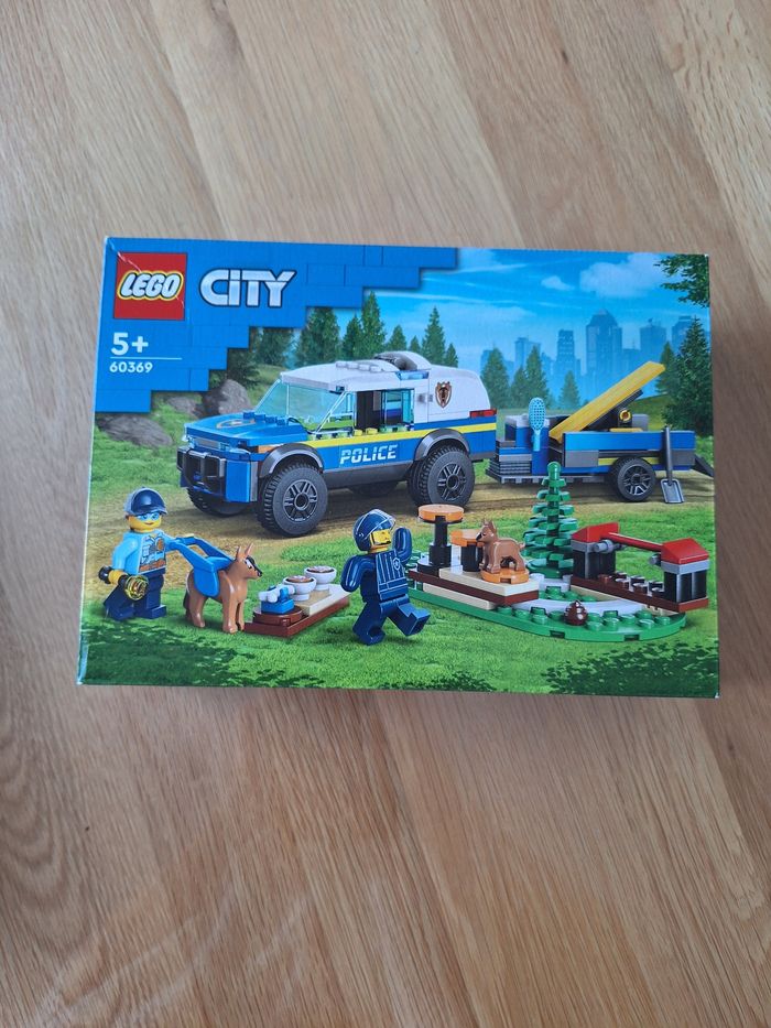 Lego city police 60369