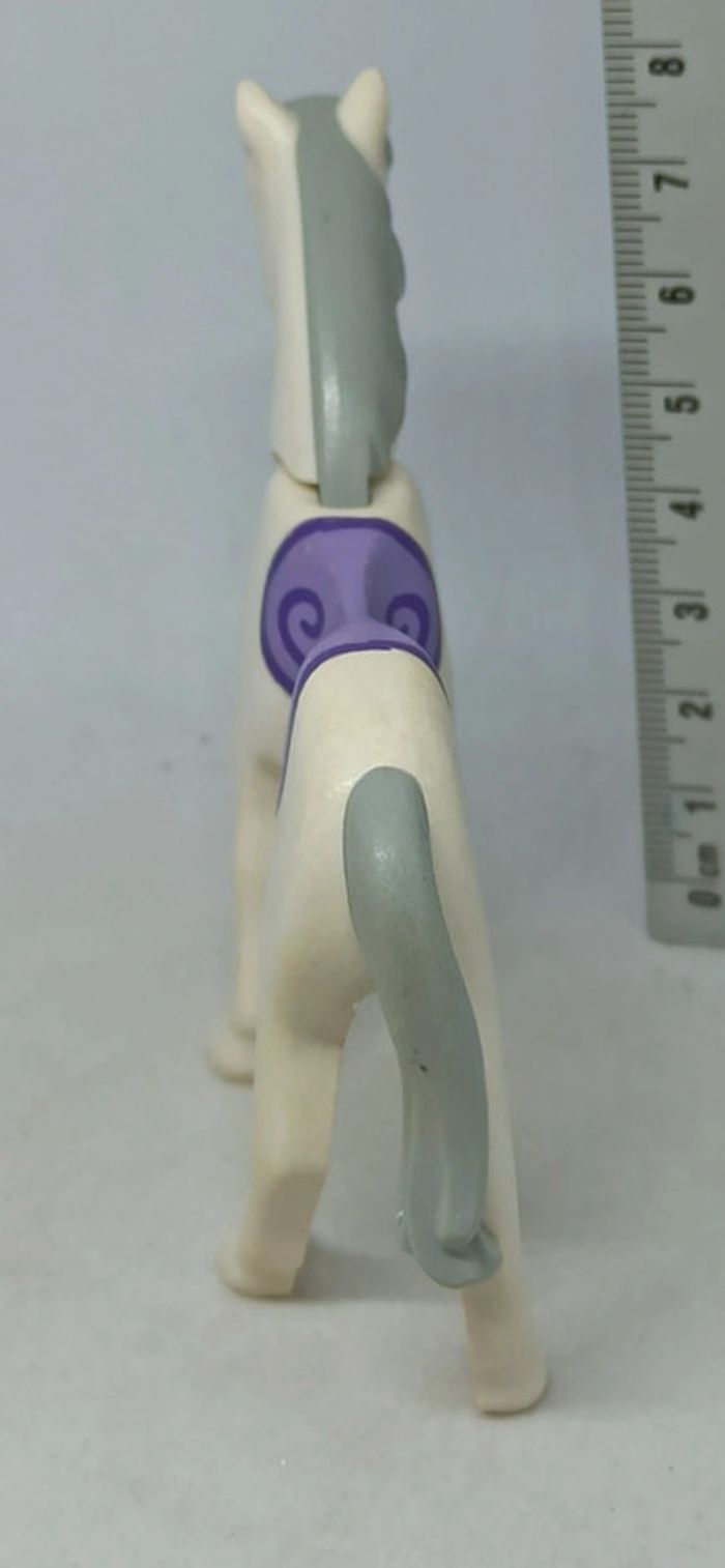 Cheval blanc avec dessin de couverture violet playmobil - photo numéro 6