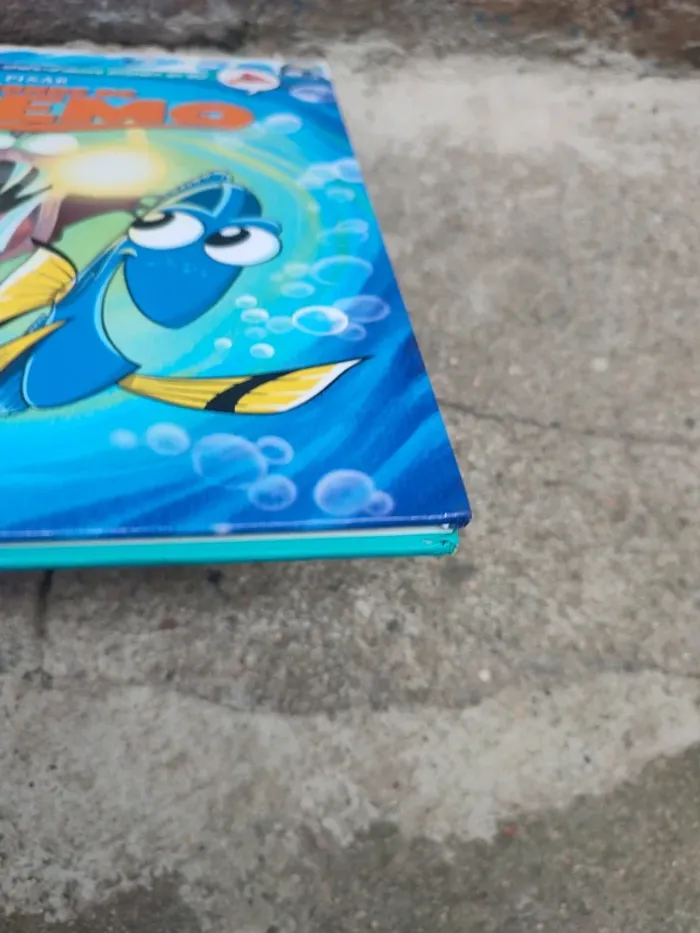 Livre le monde de nemo Disney - photo numéro 3