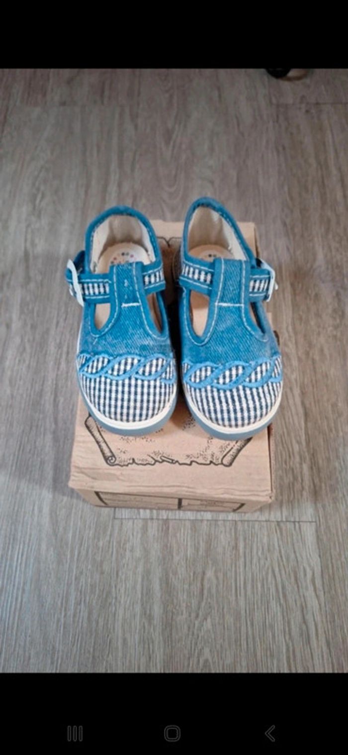 Chaussures Vulca Bicha Pointure 21 👻 - photo numéro 2