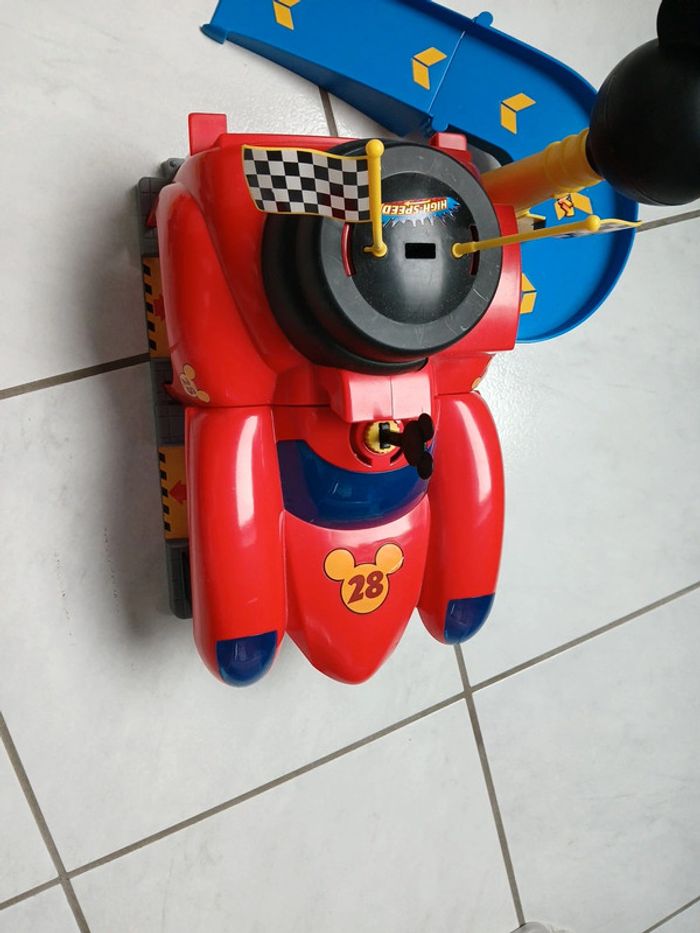 Garage de mickey - photo numéro 5